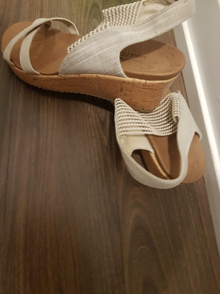 Sketchers Wedge Sandal #freecycle image indicator(2)