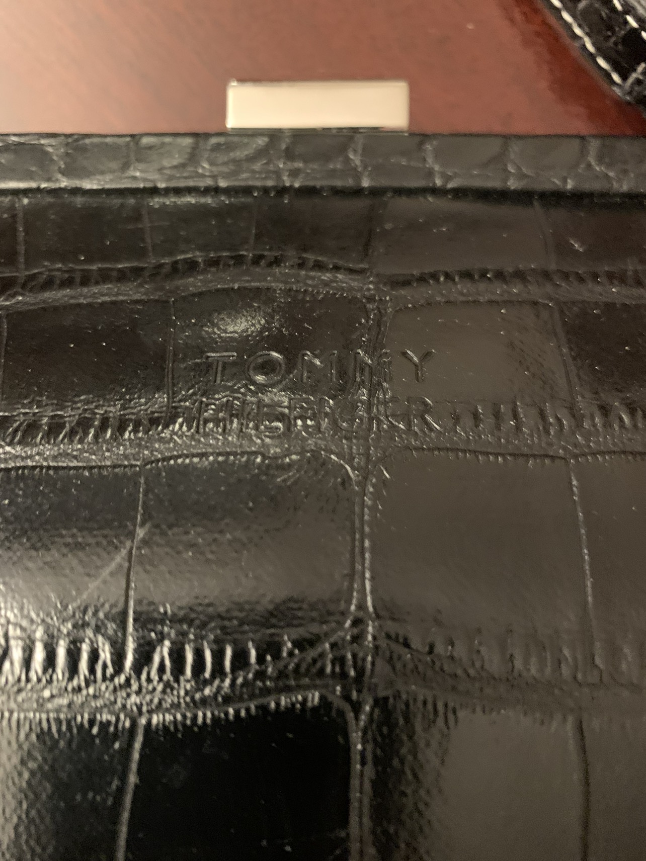 Tommy Hilfiger Clutch image indicator(3)