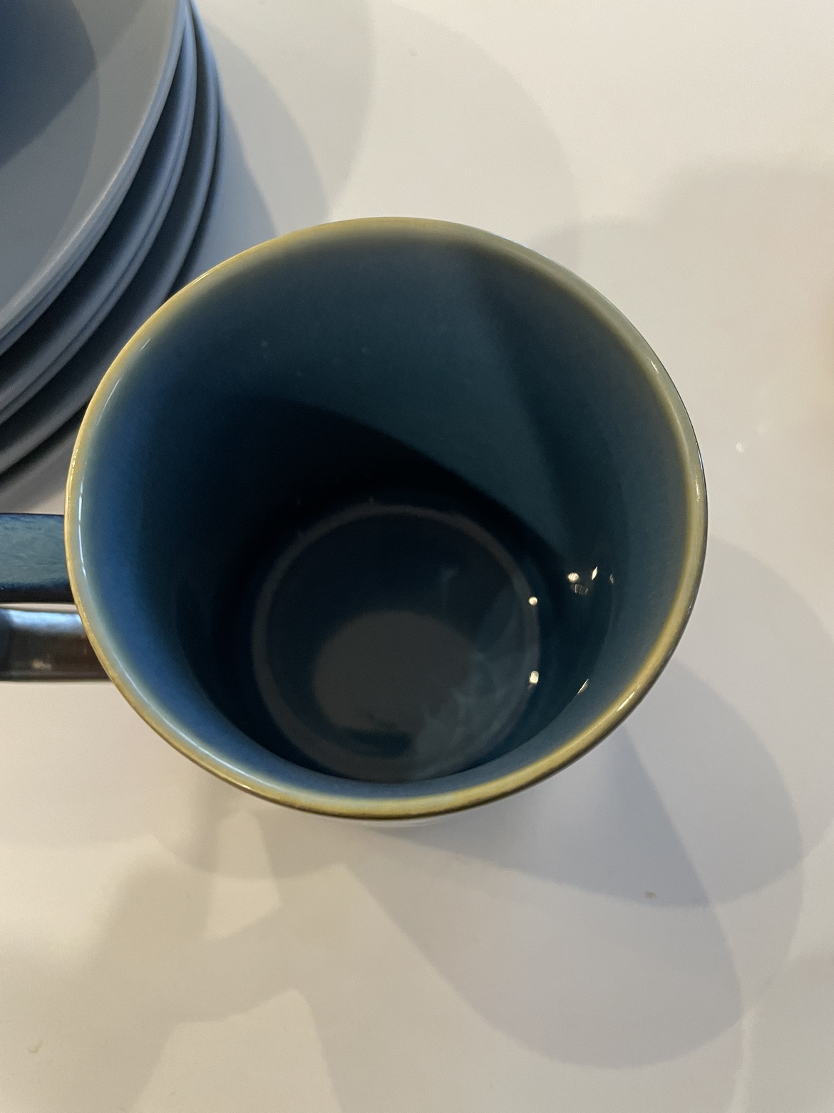 IKEA Dinnerware set (2 free cups) image indicator(8)