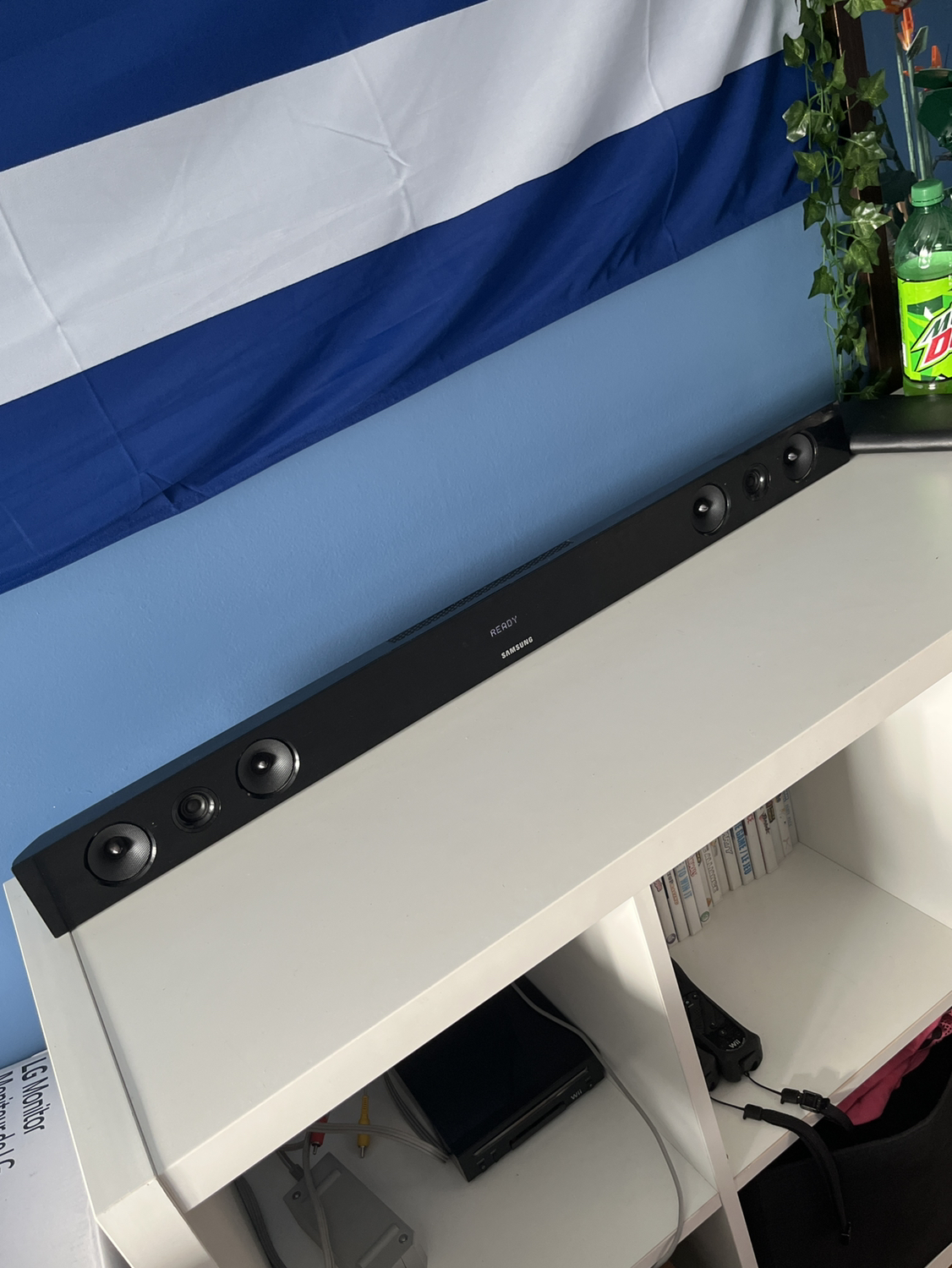 Samsung Sound Bar (Bluetooth)