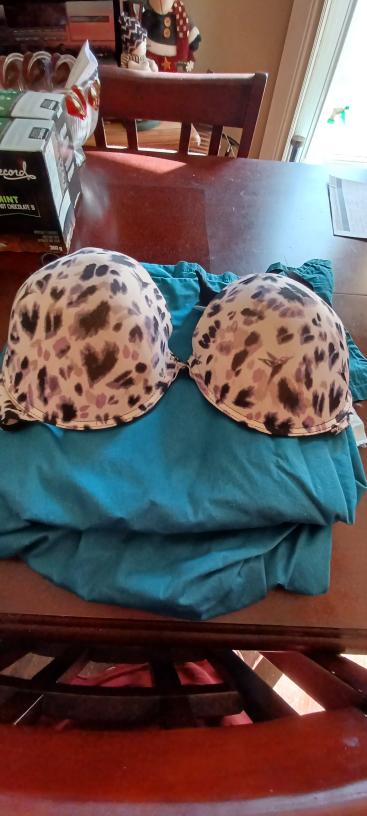 3 George 42 DD Bra's thumbnail