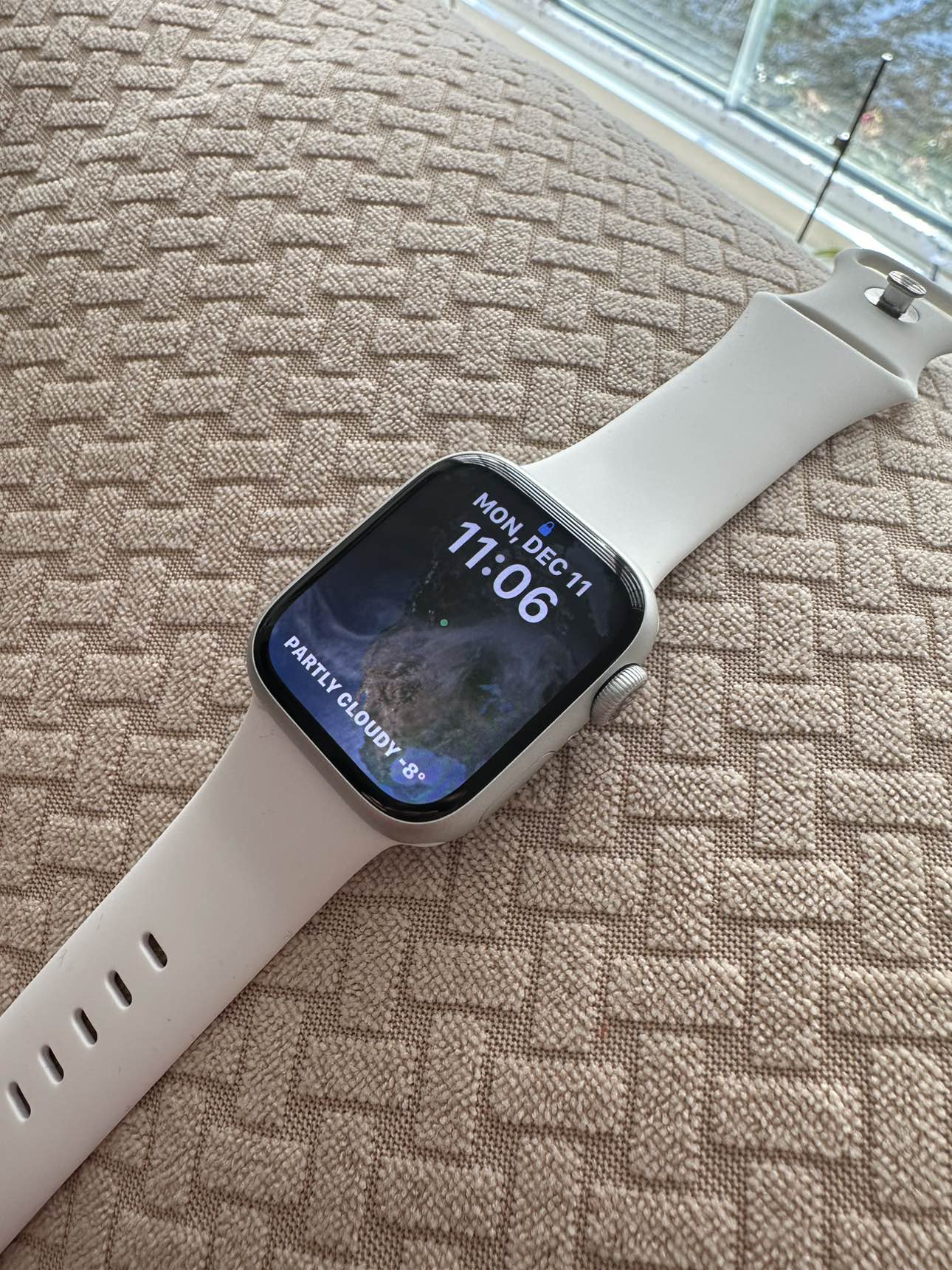 Apple watch series 8
