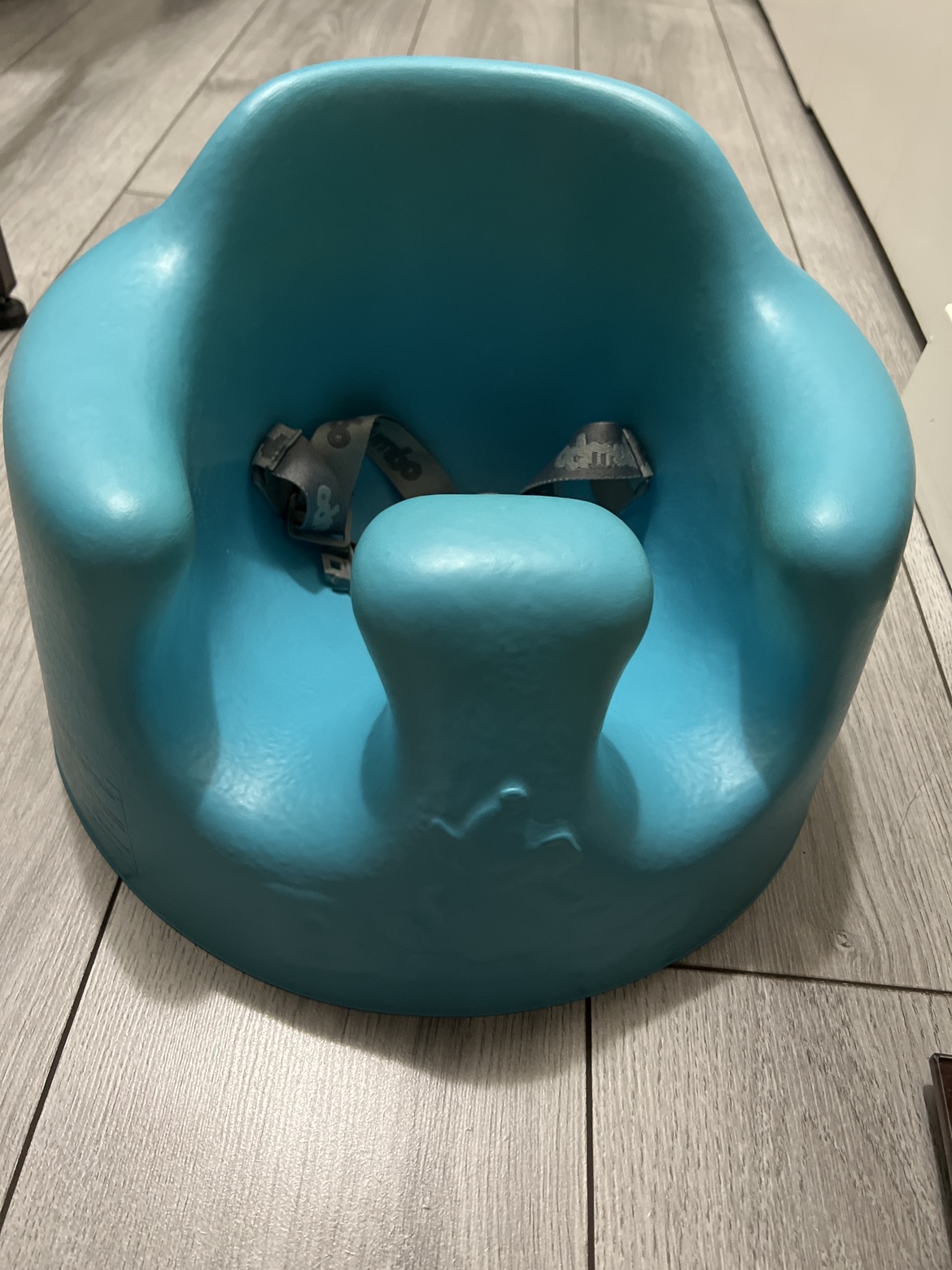 Bumbo floor seat 🥕