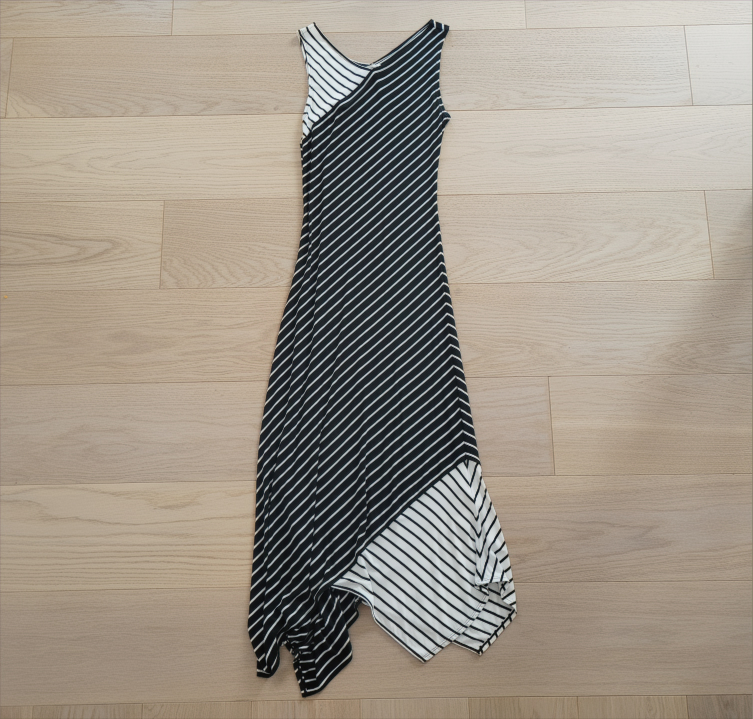 Women's maxi dress (size xs) thumbnail