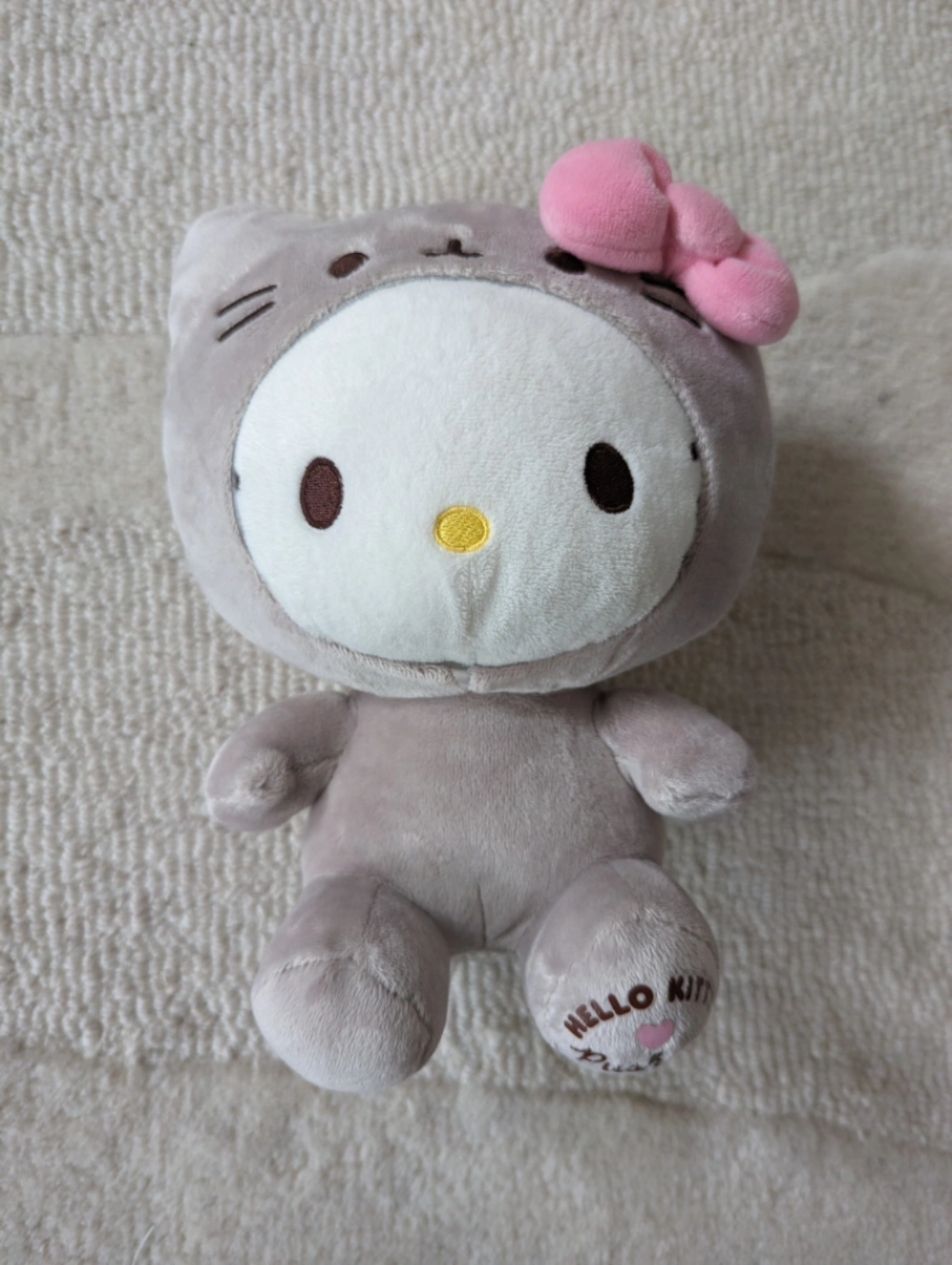 hello kitty pusheen stuffed animal