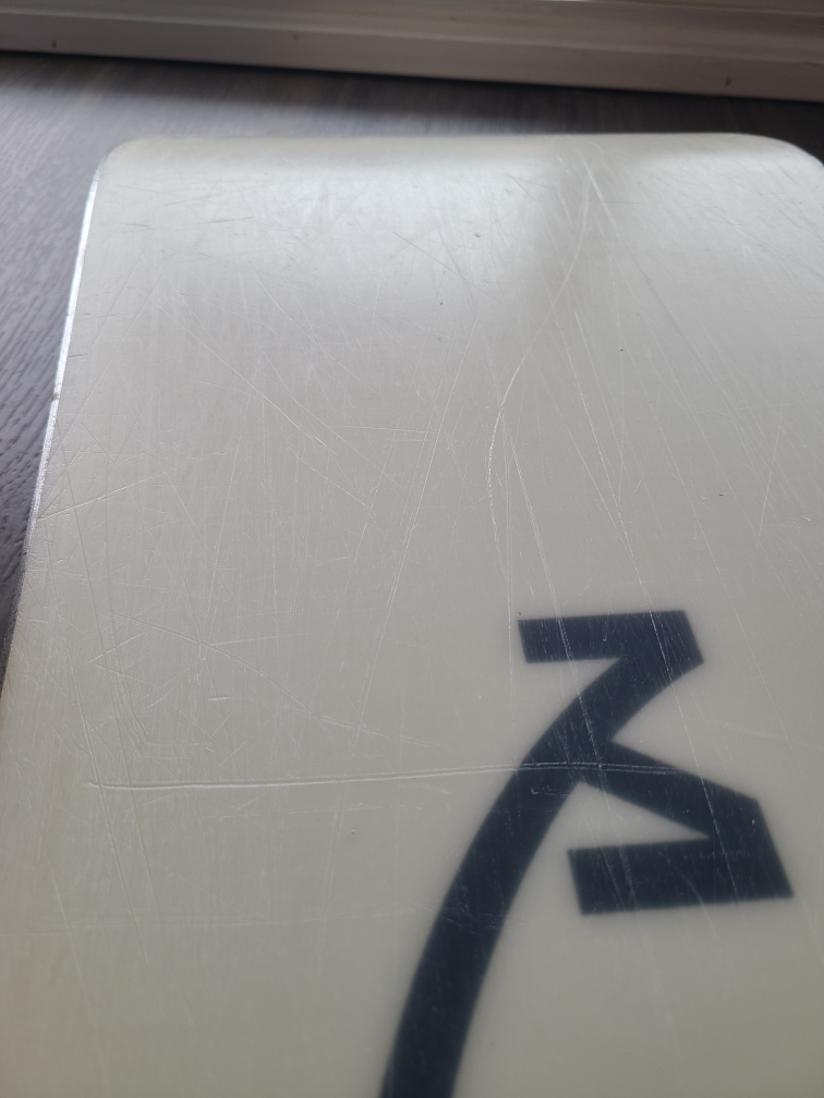 *MOVING SALE* Mercury by Liquid Snowboard - photo 5