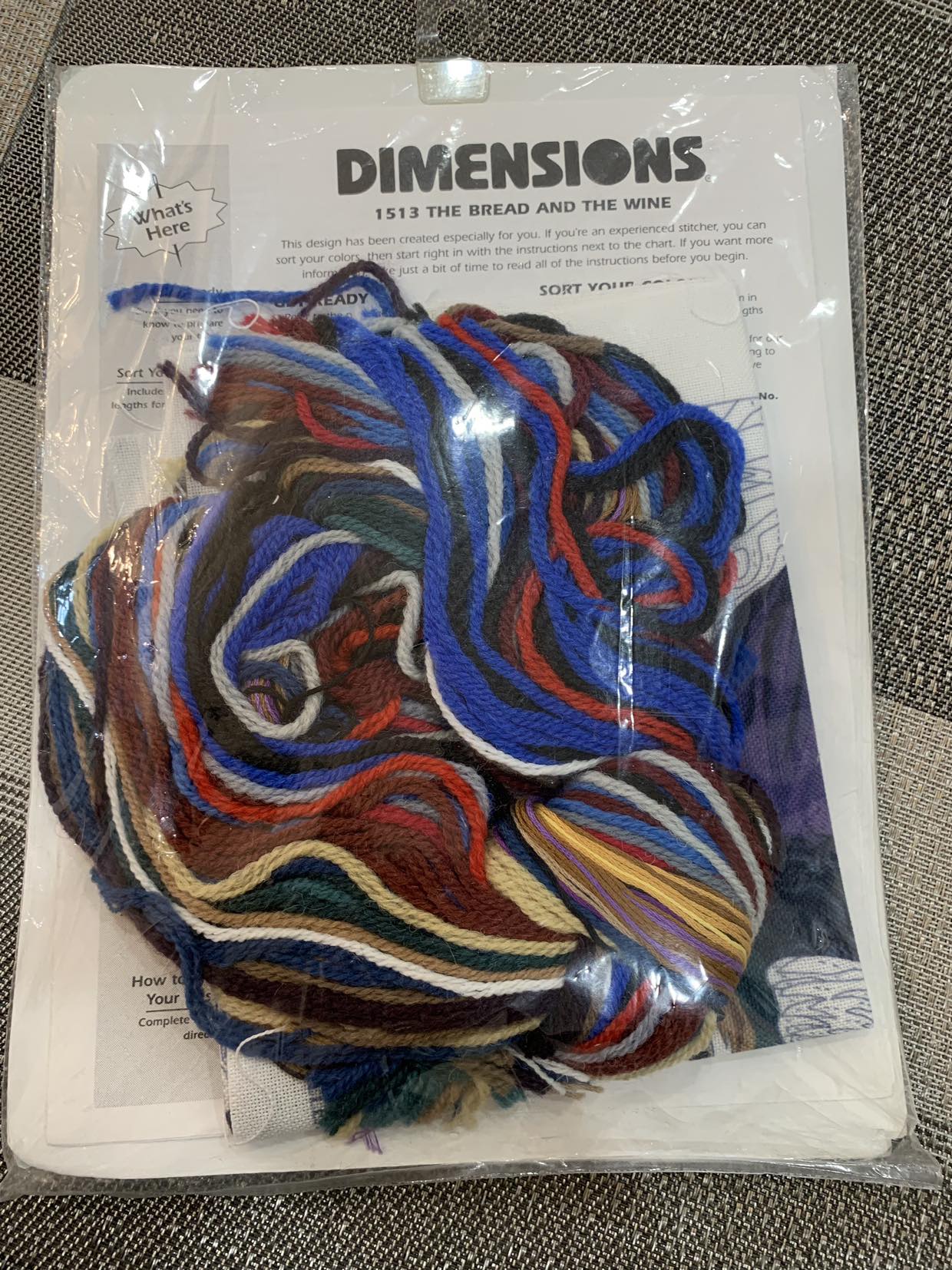 Crewel Embroidery Kit “The Bread and The Wine” image indicator(8)