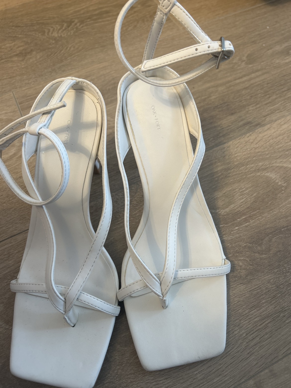Oak + Fort white sandals - photo 2