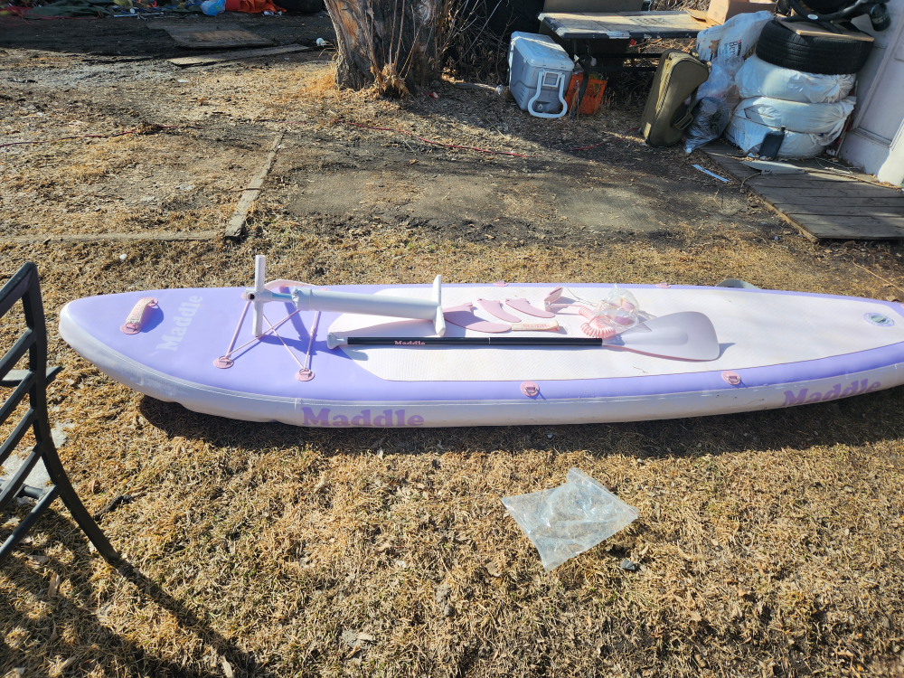 newish Meddle inflatable Paddle board.  great condition no leaks - photo 5