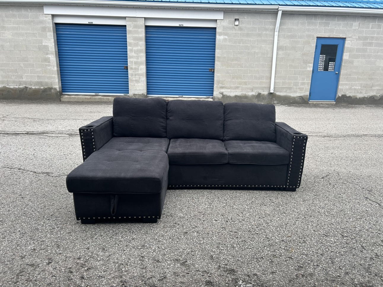 FREE DELIVERY• DARK GREY SECTIONAL COUCH / SOFA BED w/ STORAGE