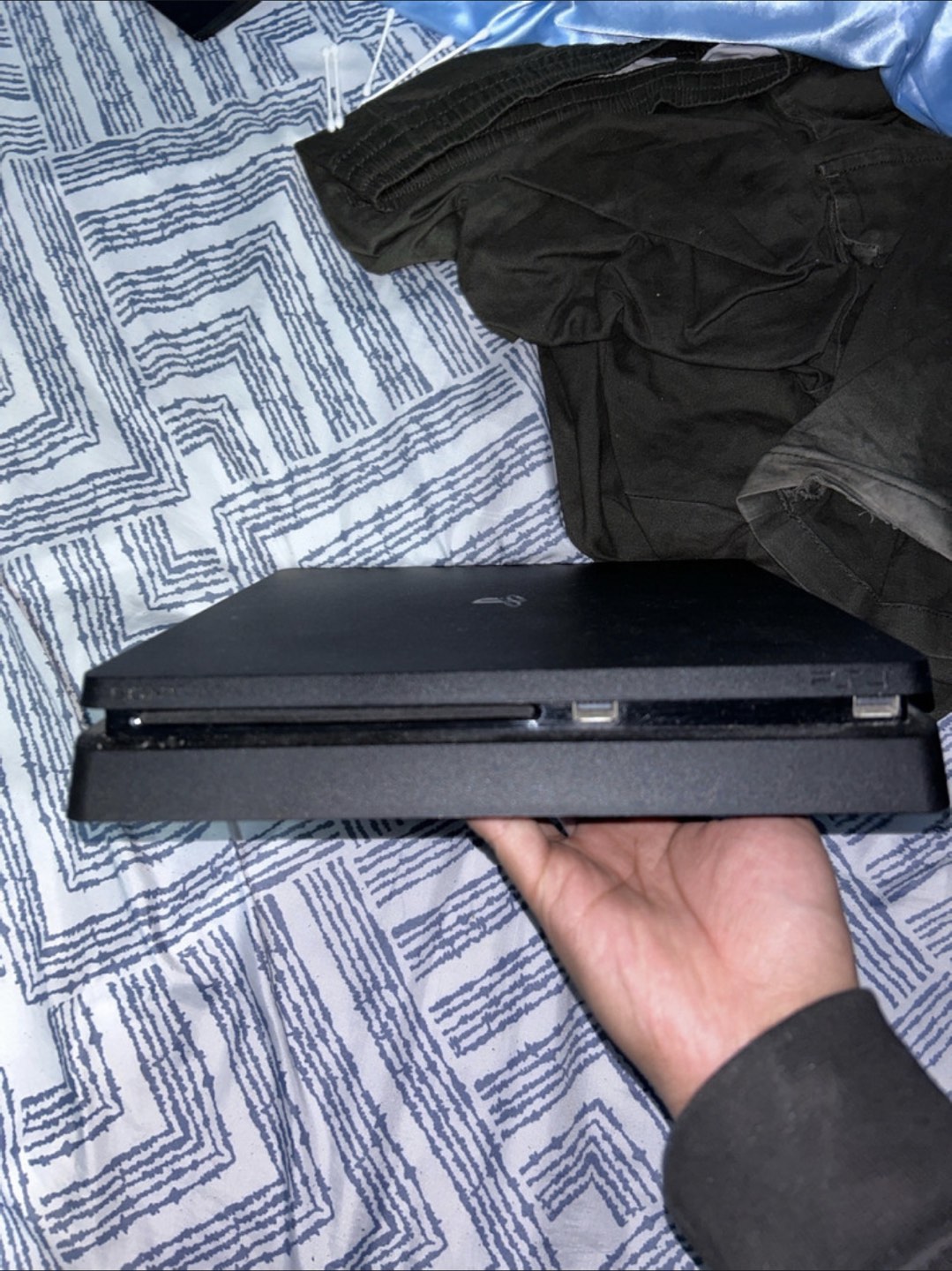 PS4 - photo 3
