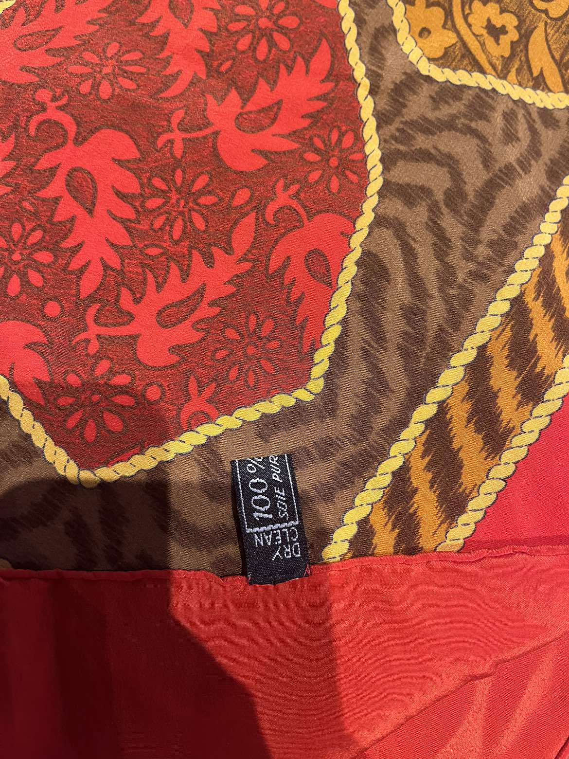 Givenchy 100% silk scarf image indicator(2)