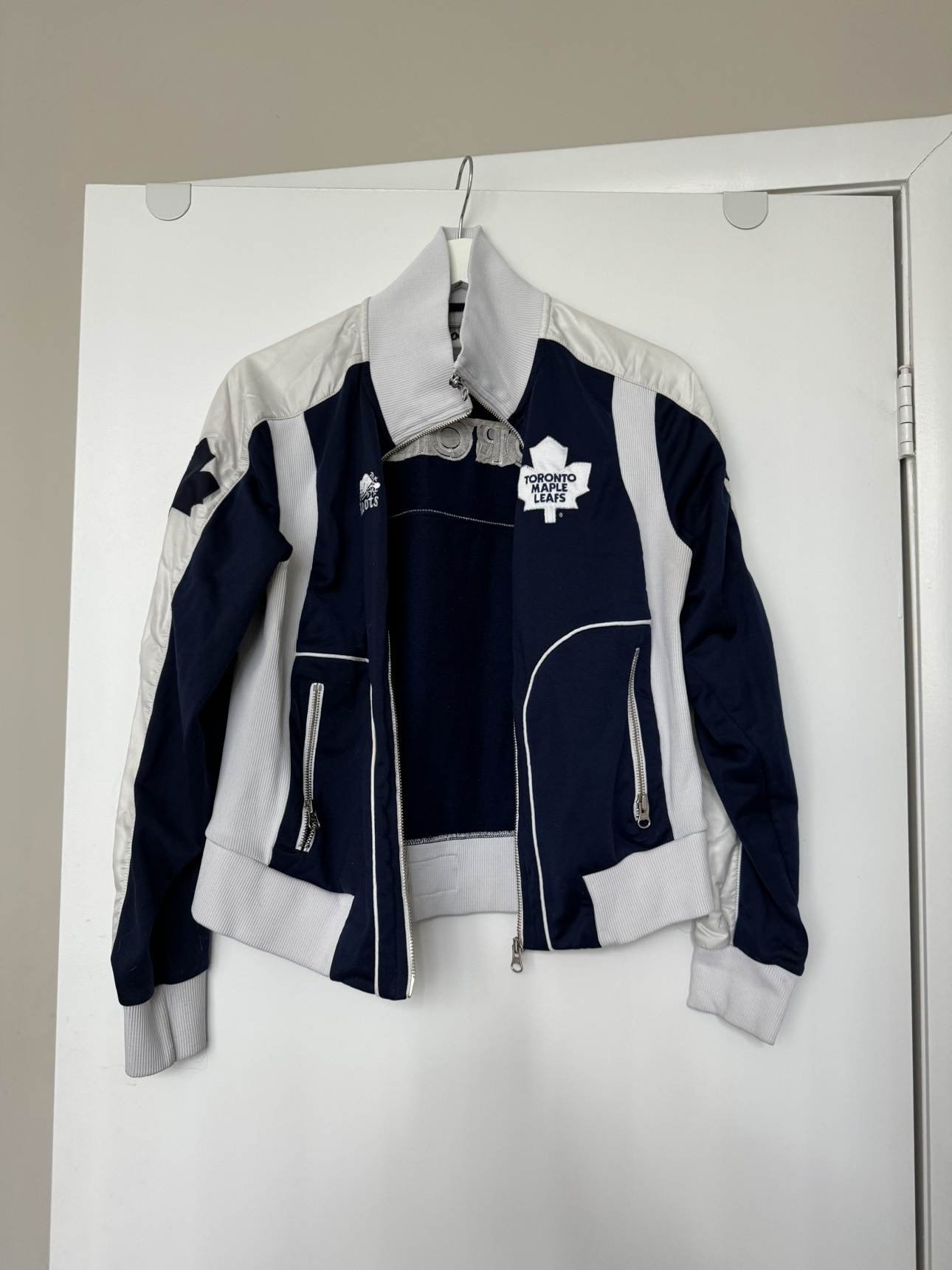 Women’s Roots Toronto Maple Leafs Zip up thumbnail