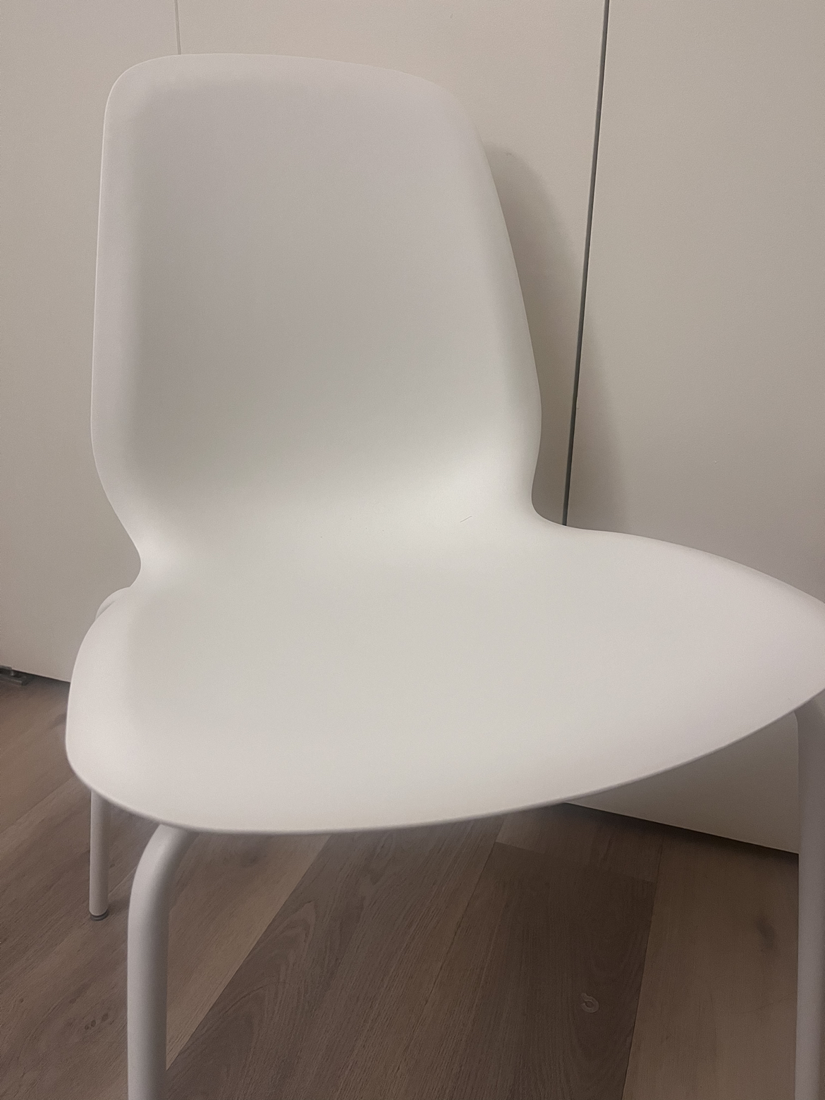 Ikea chair thumbnail