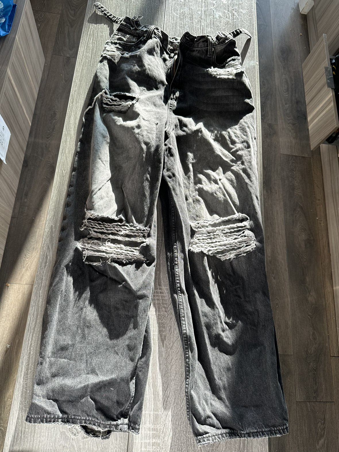 Balenciaga ripped jeans - photo 4