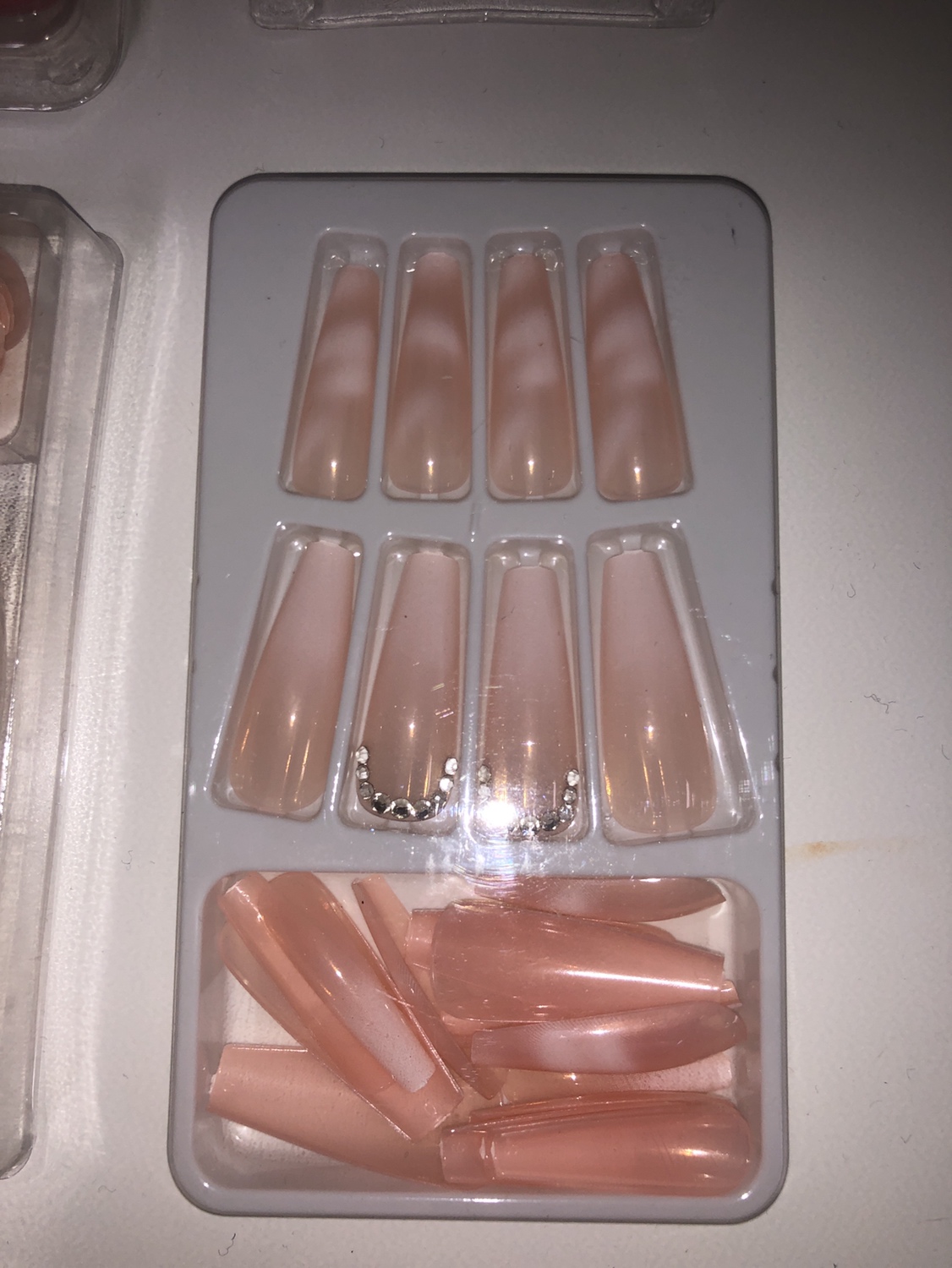 fake nails + freebie! image indicator(5)