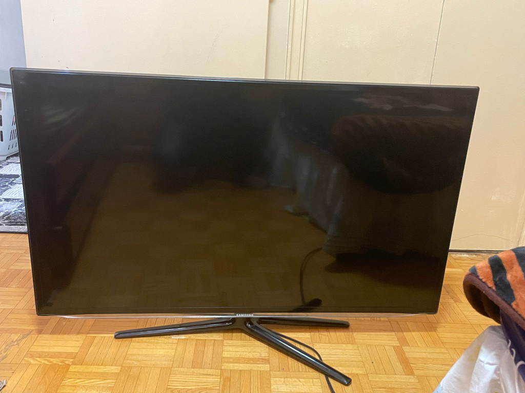 Samsung smart TV - photo 2