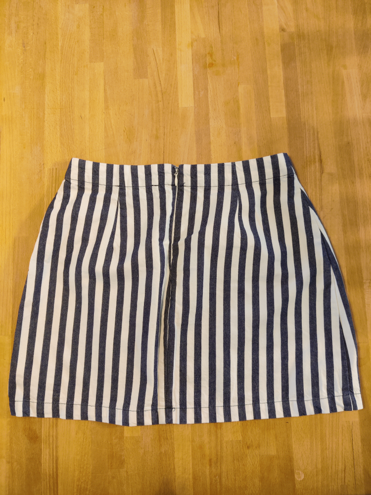 Forever 21 Stripe Skirt image indicator(2)