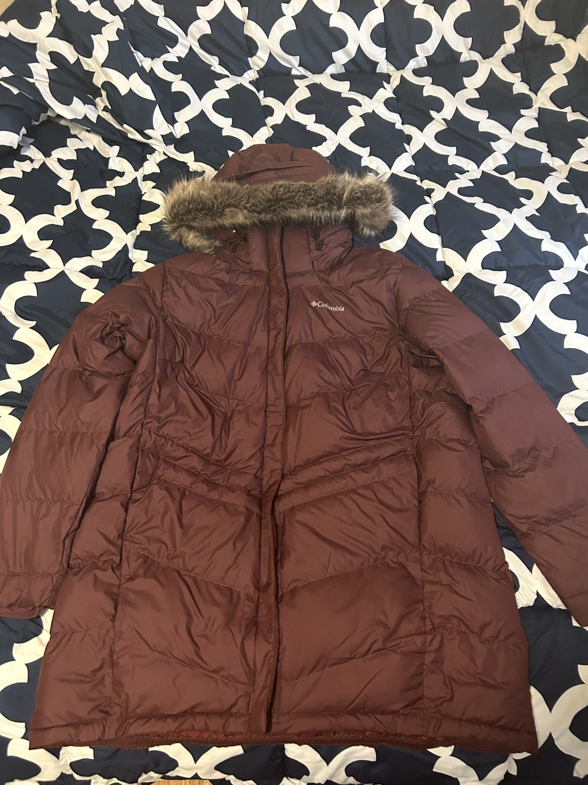 Women’s Columbia Winter Jacket image indicator(6)