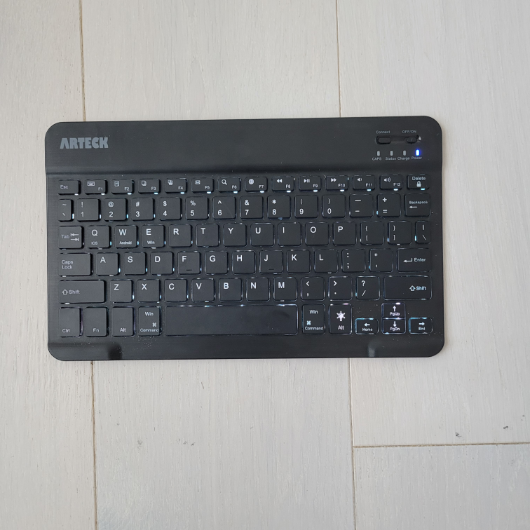 Slim Wireless Keyboard - Blue image indicator(5)