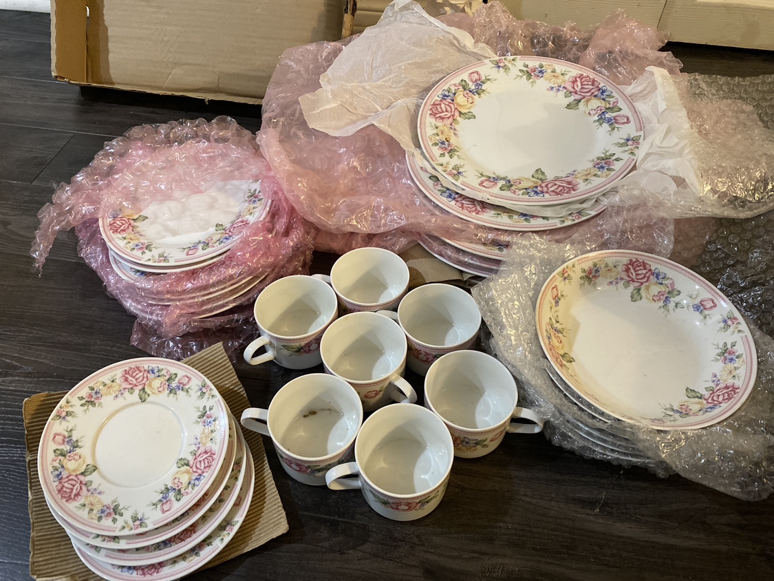 Dinnerware Set - photo 3
