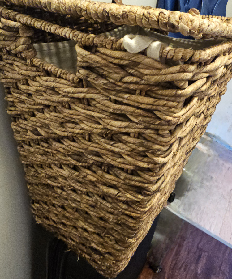 Bamboo Hamper need it gone today!‼️‼️‼️ - photo 2