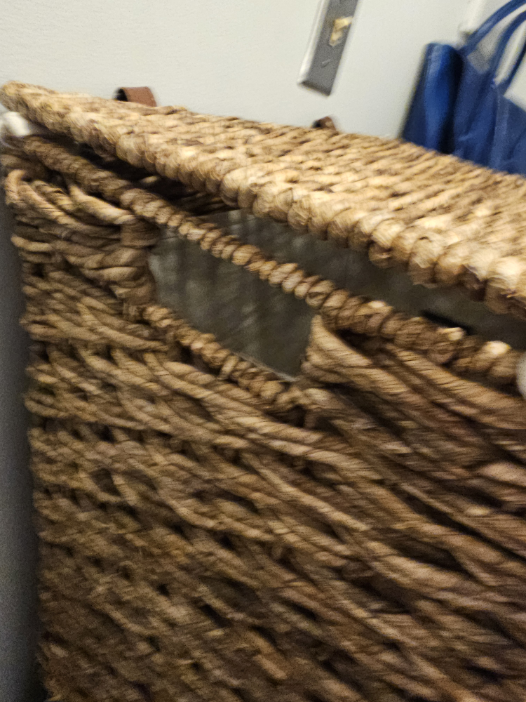 Bamboo Hamper need it gone today!‼️‼️‼️ - photo 3
