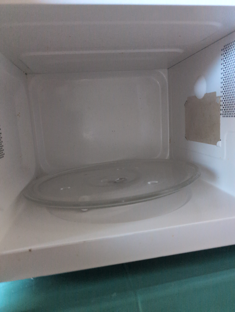 Hotpoint Microwave