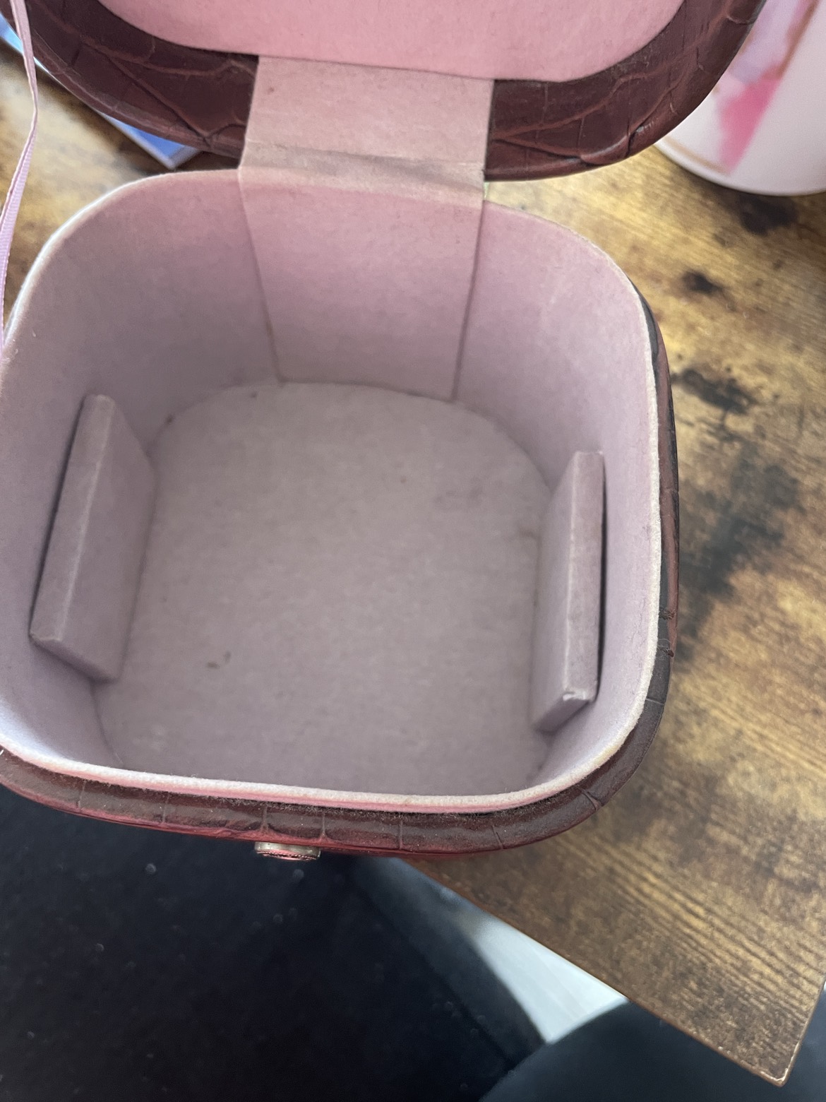 Jewelry box l image indicator(7)