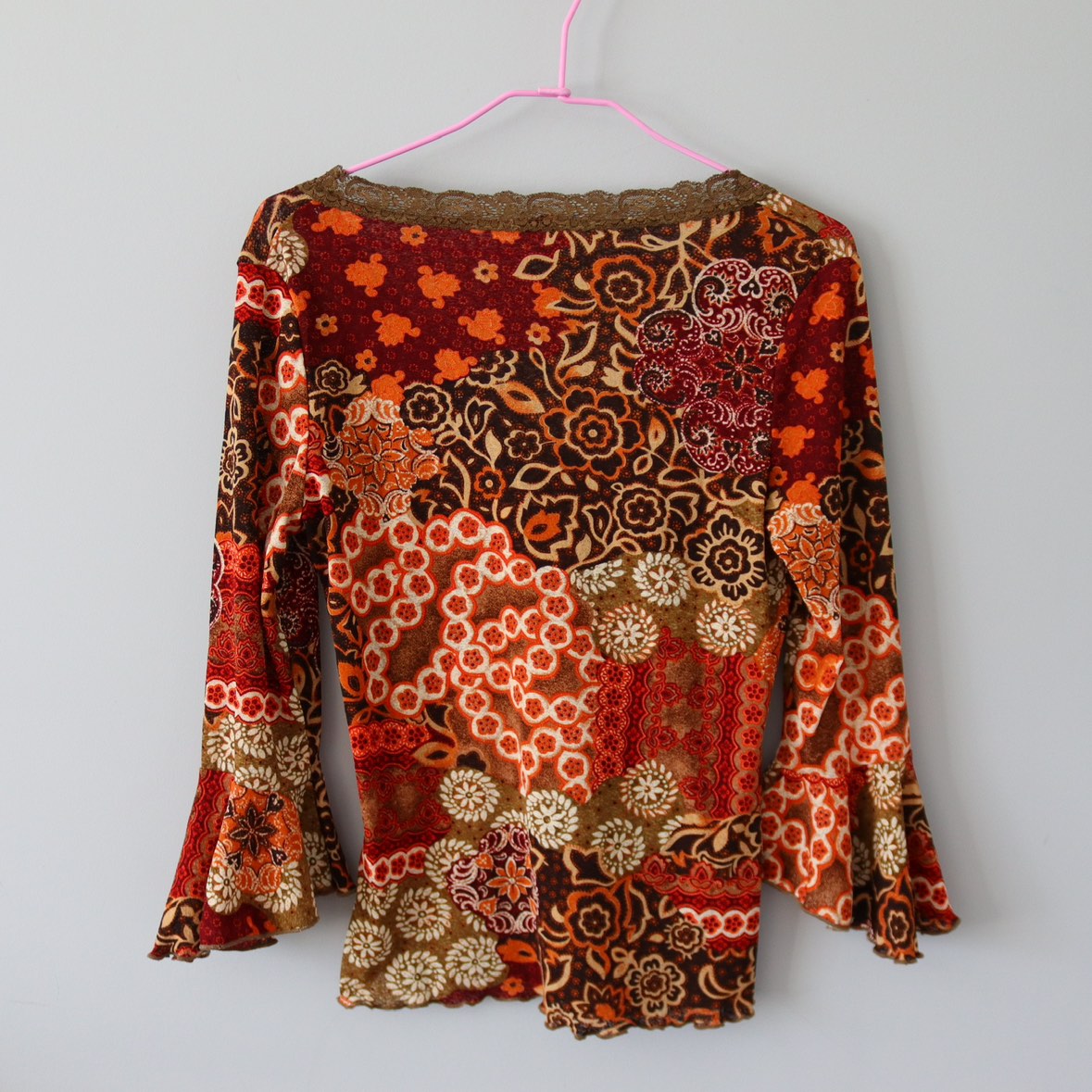 Vintage Sirens Hippie/Flare Sleeve Lacey Top 🧡 - photo 2