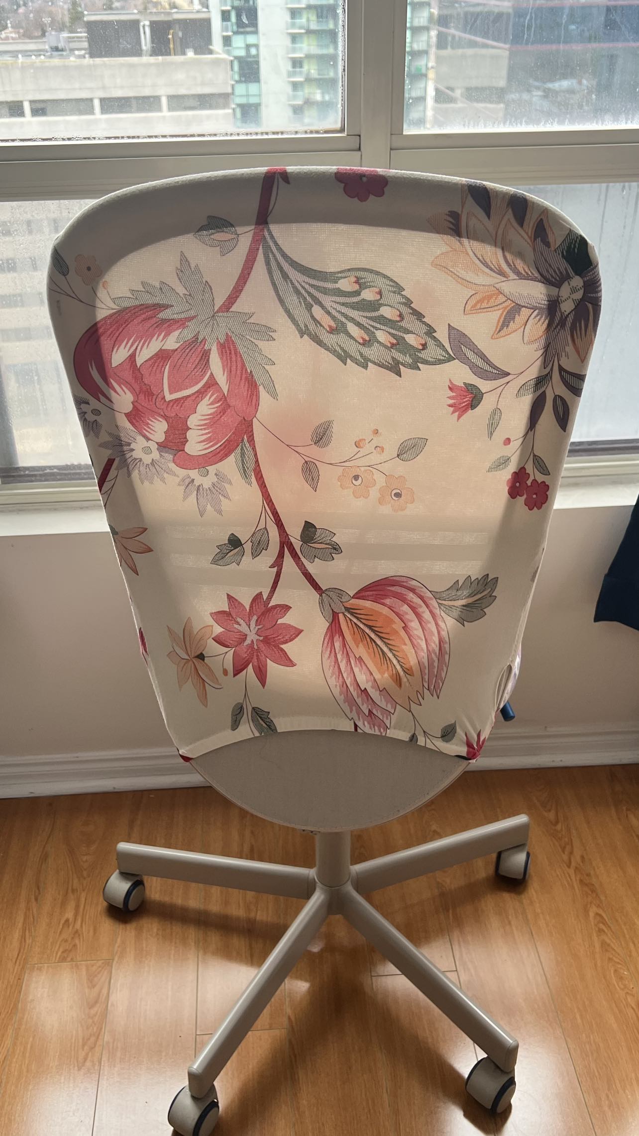 IKEA Office Chair with cover - photo 2