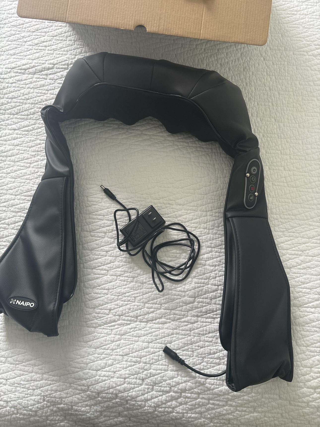 Shiatsu 3d rotating massager with heat - photo 2