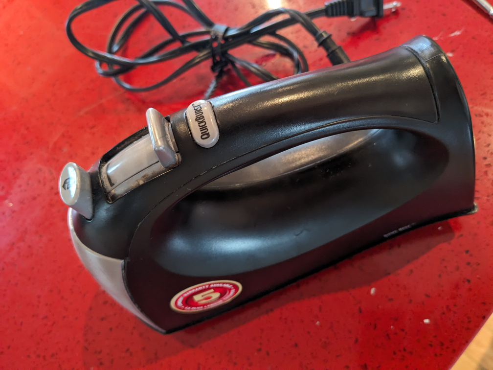 Hamilton Beach hand mixer - photo 3