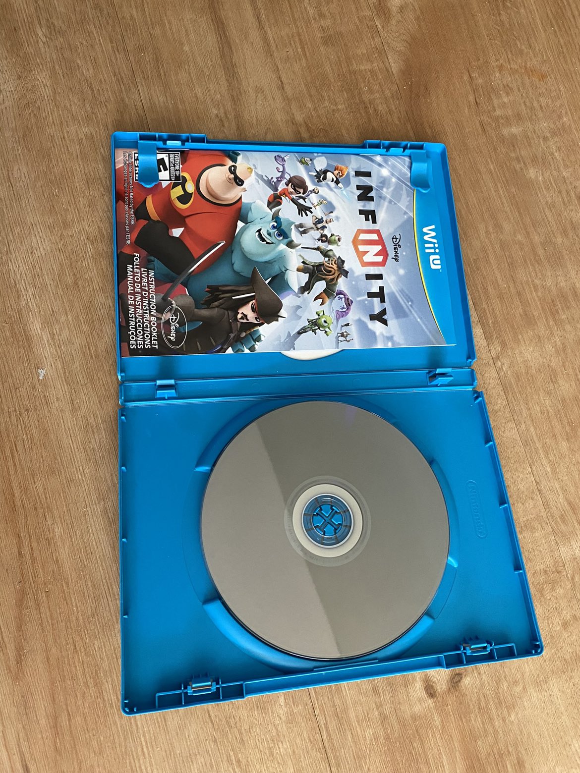 Wii u infinity games and accessory - photo 2
