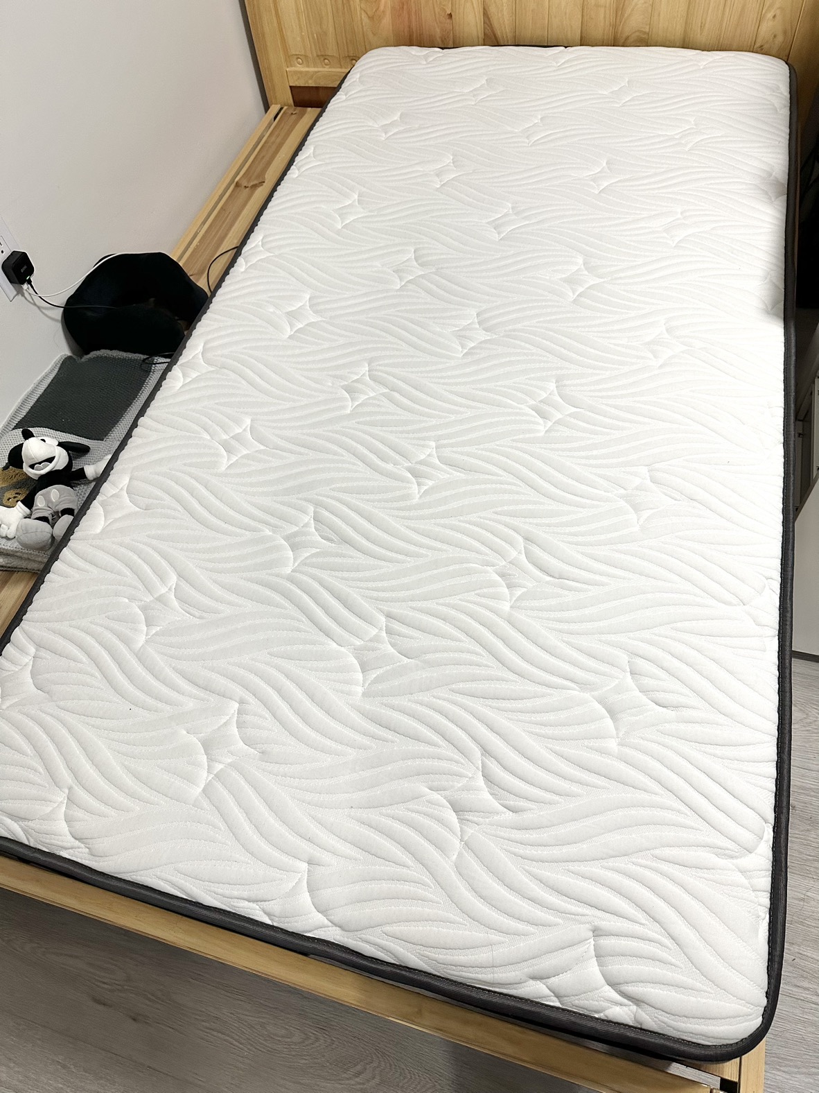 BedStory Twin Mattress 6 inch Nov2023 purchase - photo 3