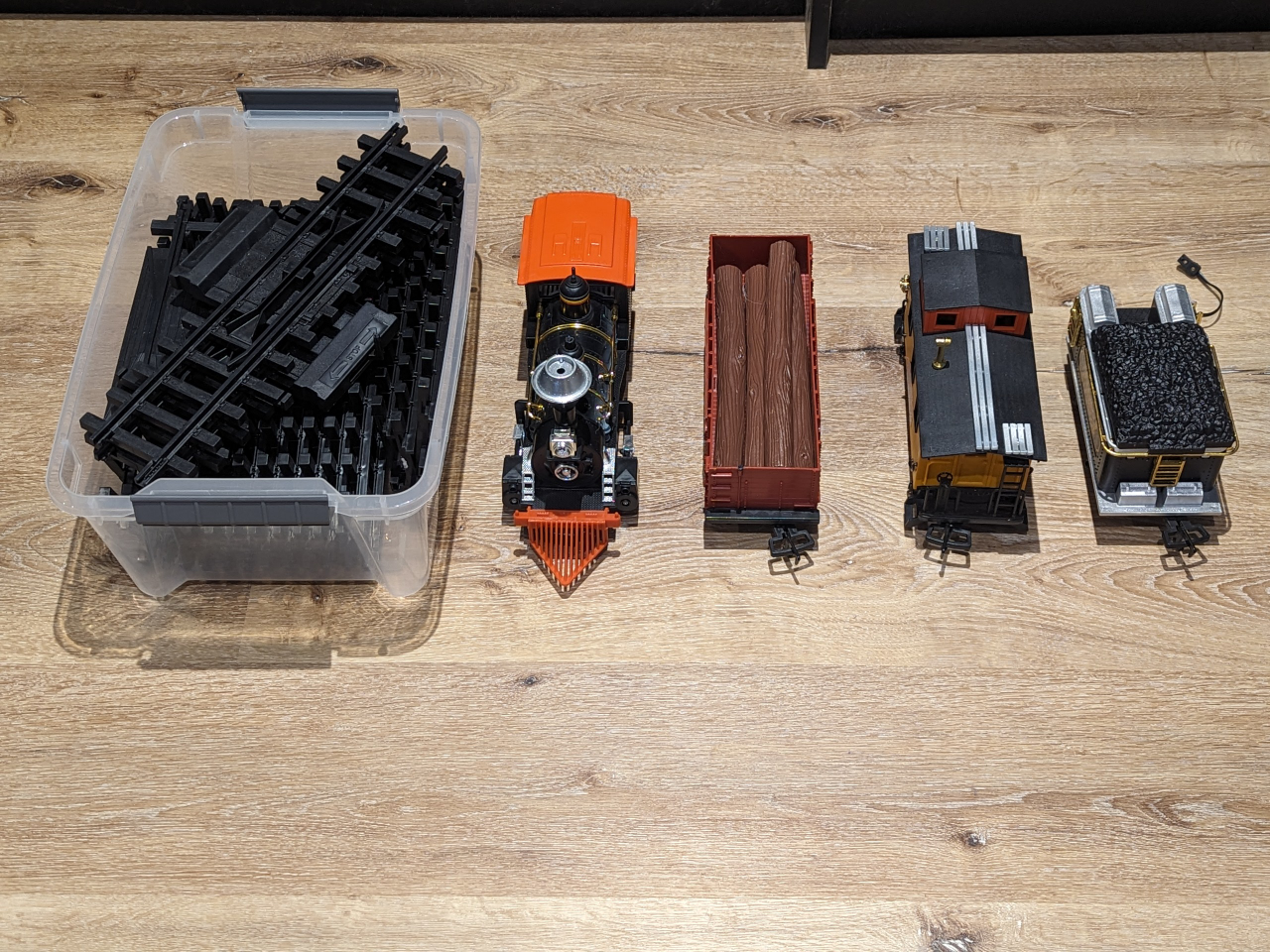 Timberwolf and Redwood - Vintage Train Set image indicator(7)