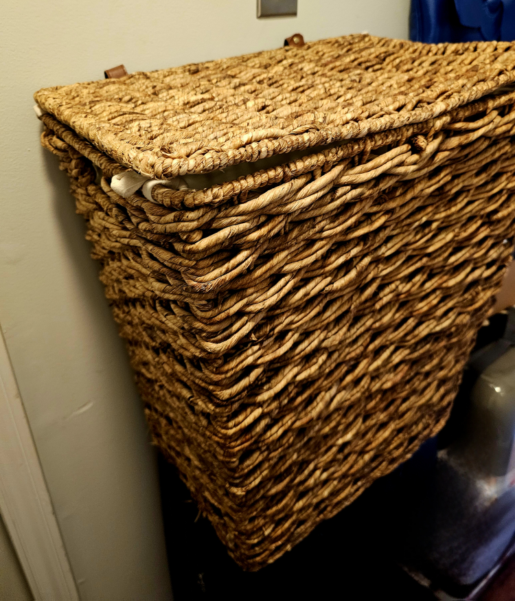 Bamboo Hamper need it gone today!‼️‼️‼️