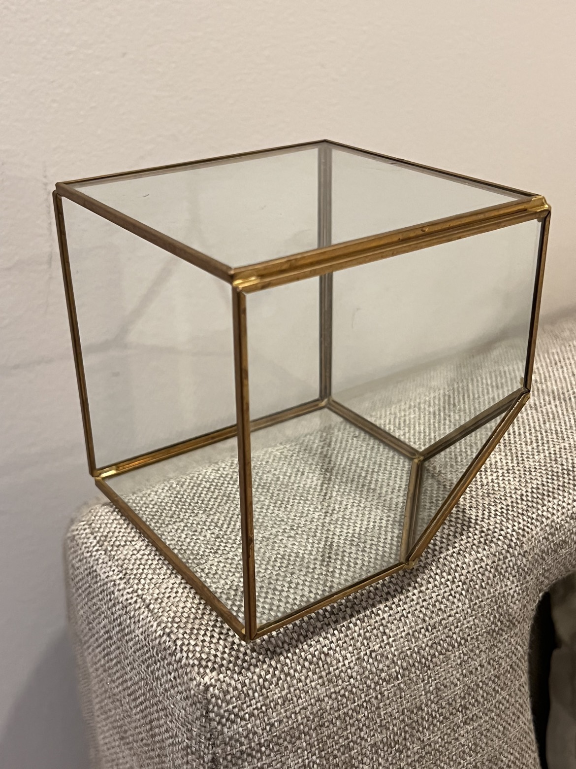 Glass Square Terrarium for Air Plant, Flower, Cactus, and More - photo 2