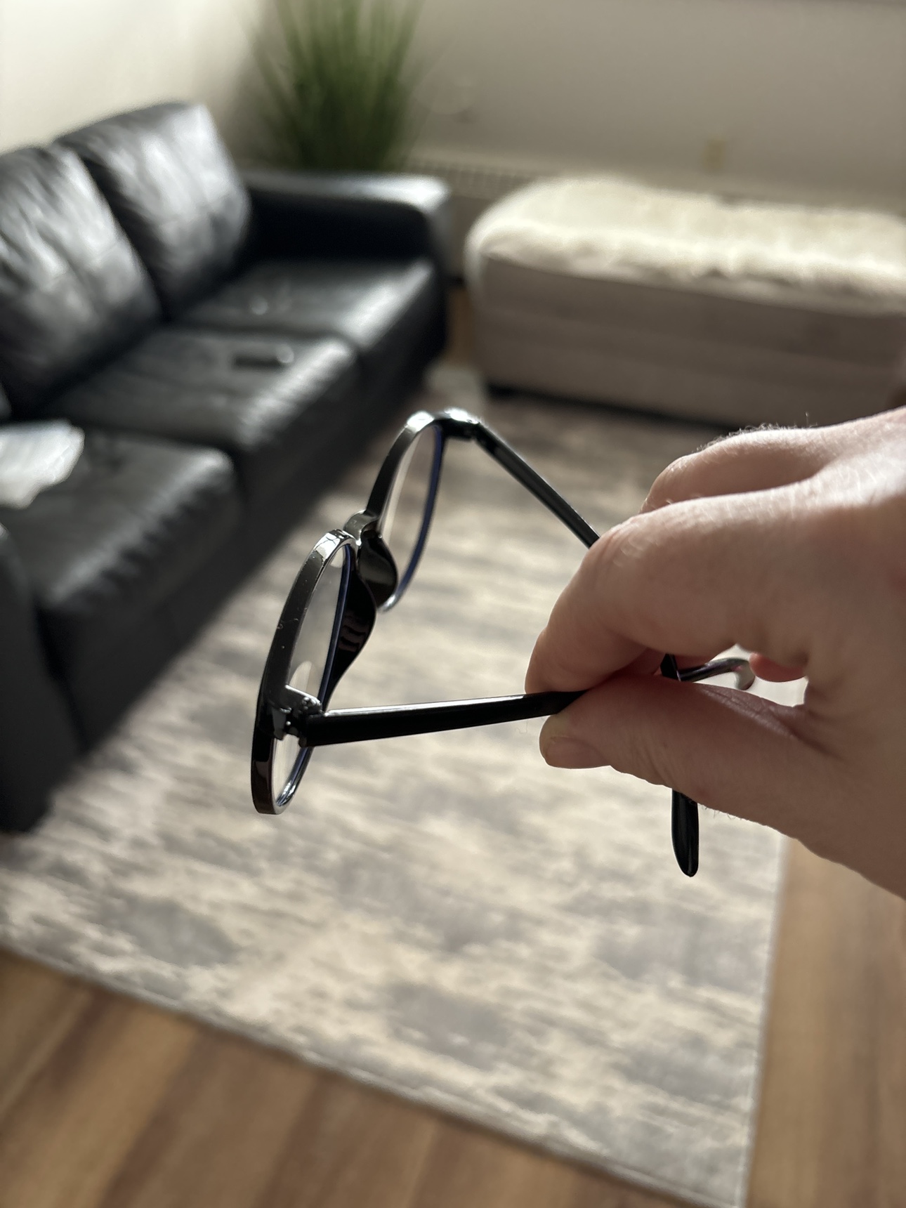 Women’s fashion glasses image indicator(2)