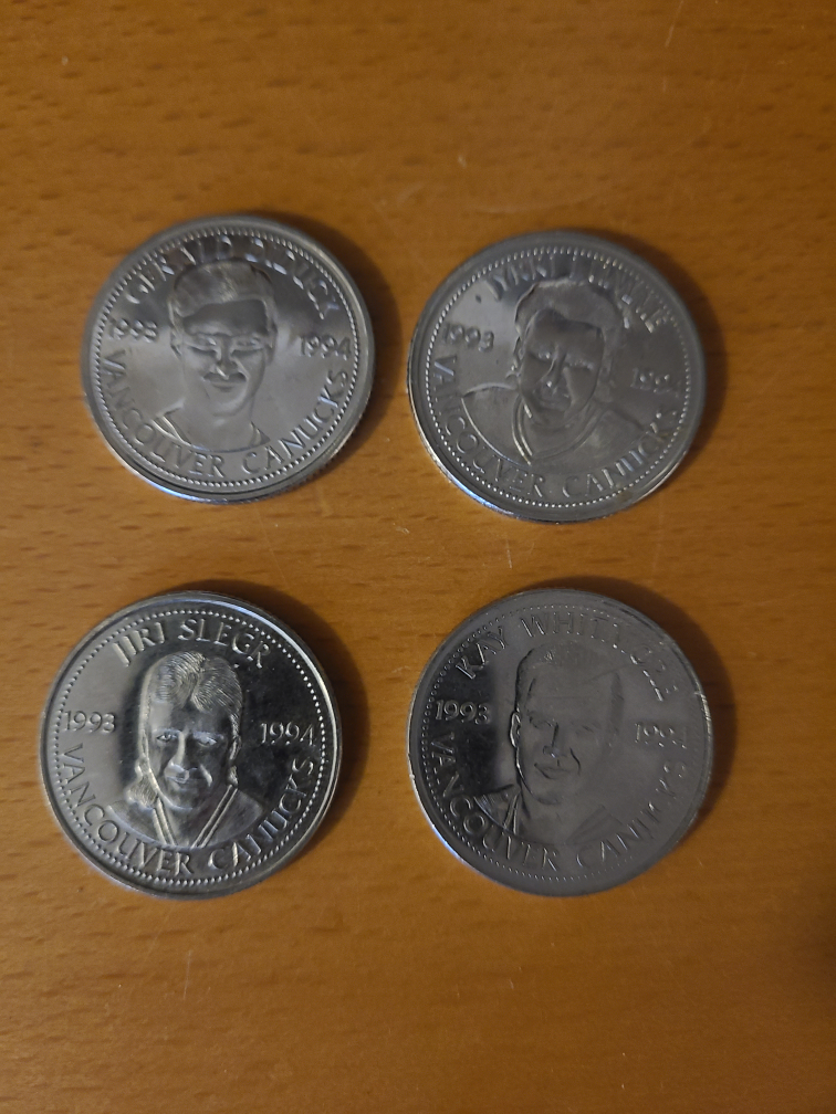 🥕Canucks collector coins image indicator(2)