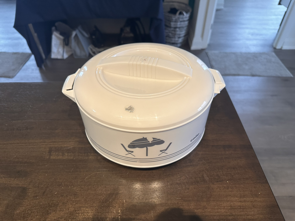 Cello Casserole Food Warmer/Cooler, 2.5-Liter