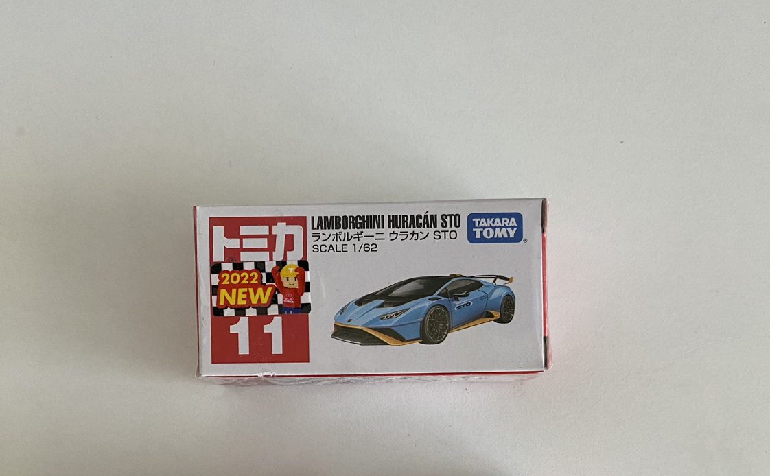 Tomica #11 LAMBORGHINI HURACAN STO 1/62 image indicator(2)