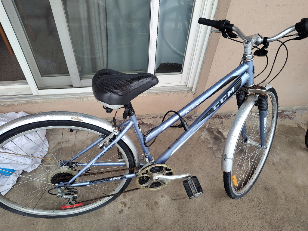 CCM BIKE 27" 18 SPEEDS