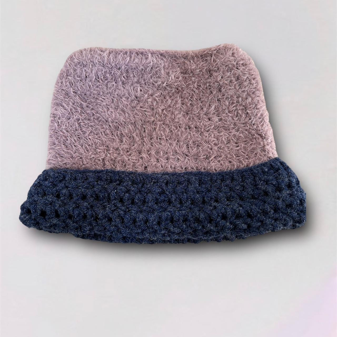 Crochet Cat Toque thumbnail
