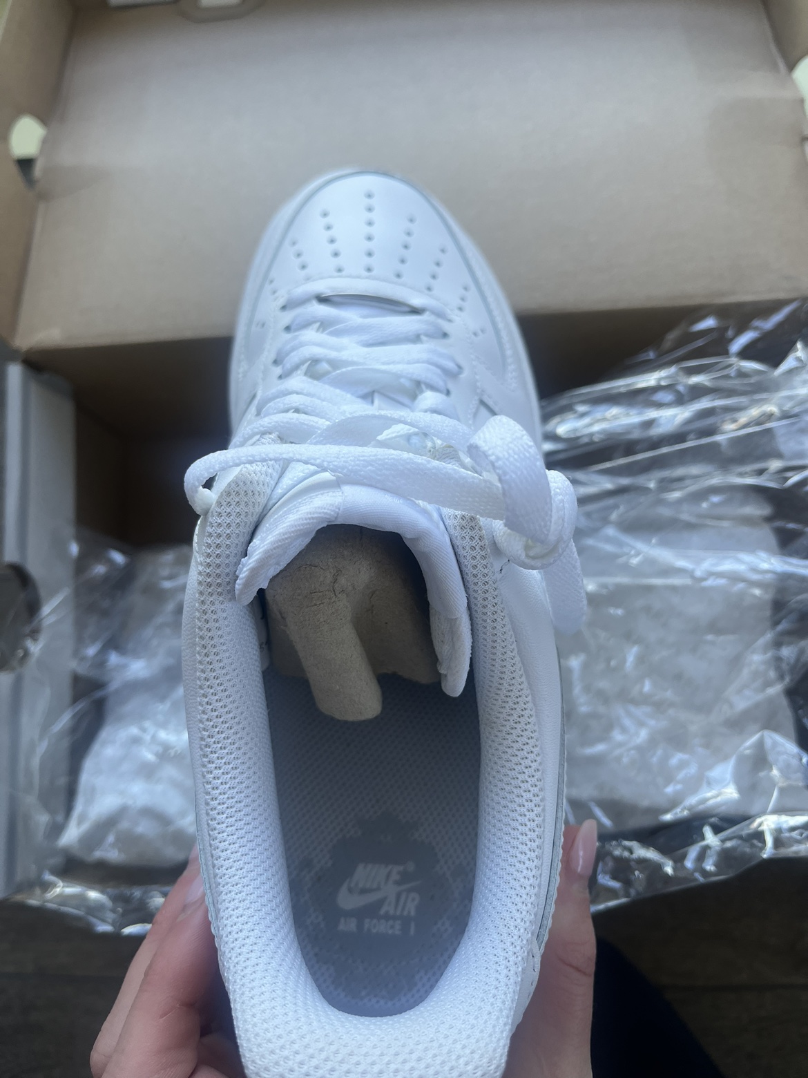 NEW Men’s White AirForce 1 -Size 8 US - photo 3