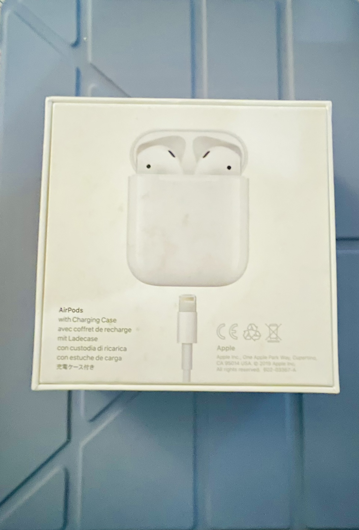 Apple AirPods 2nd Generation (Excellent Condition) image indicator(6)