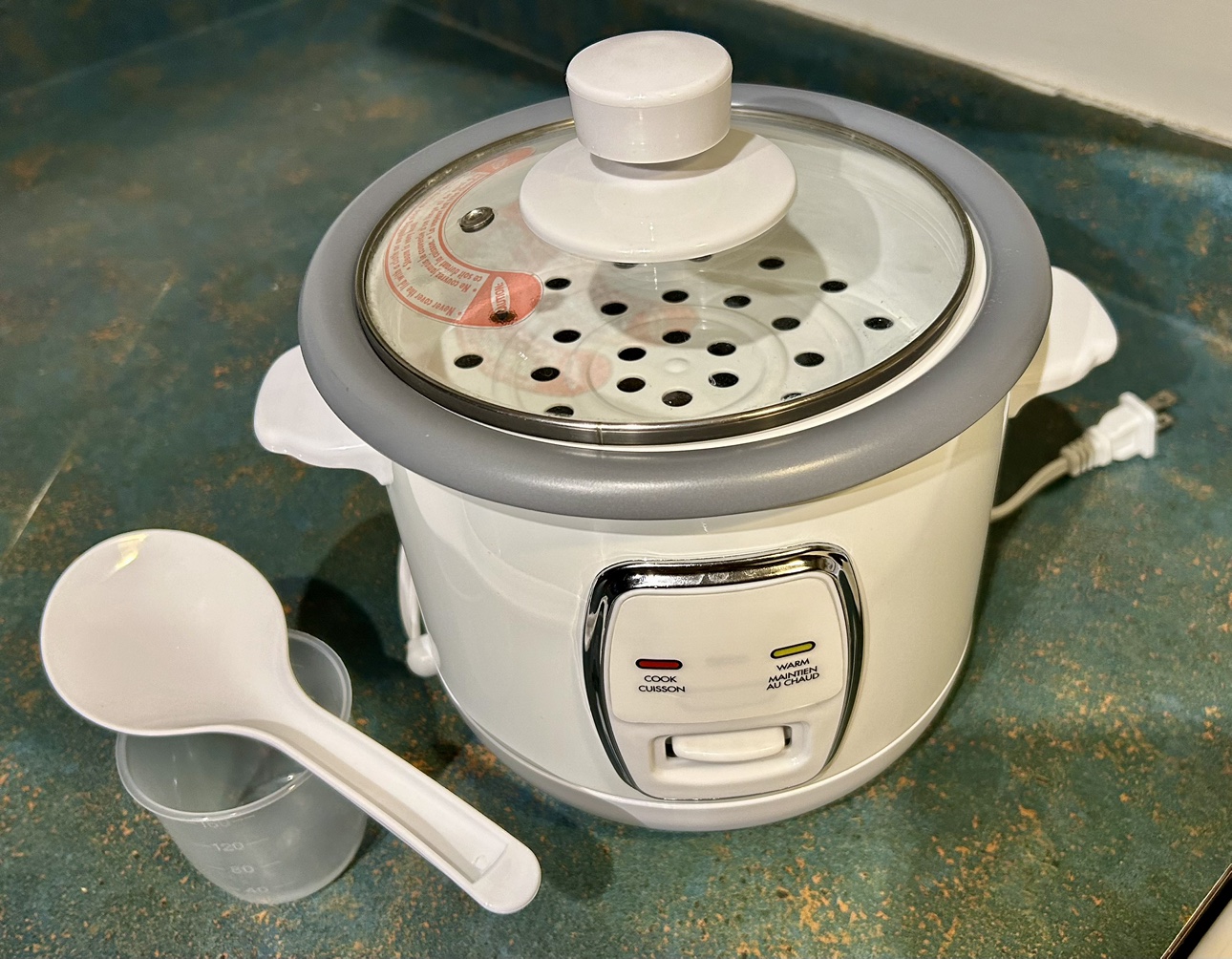 6 Cup Rice Cooker - Everyday Essentials Brand thumbnail