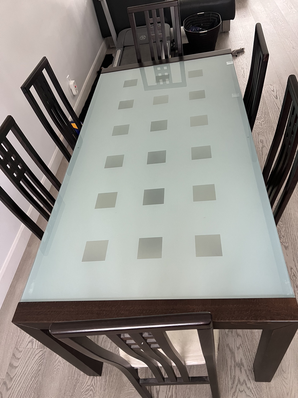 Dining table set with chairs image indicator(3)