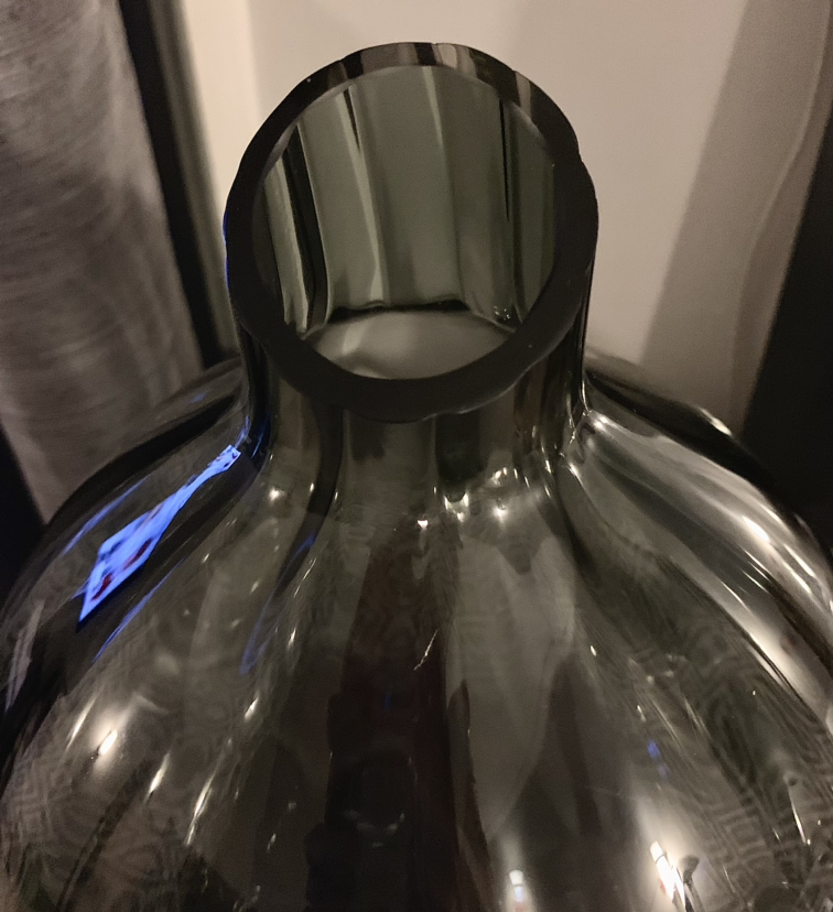 Mikasa Fluted Glass Vase image indicator(4)