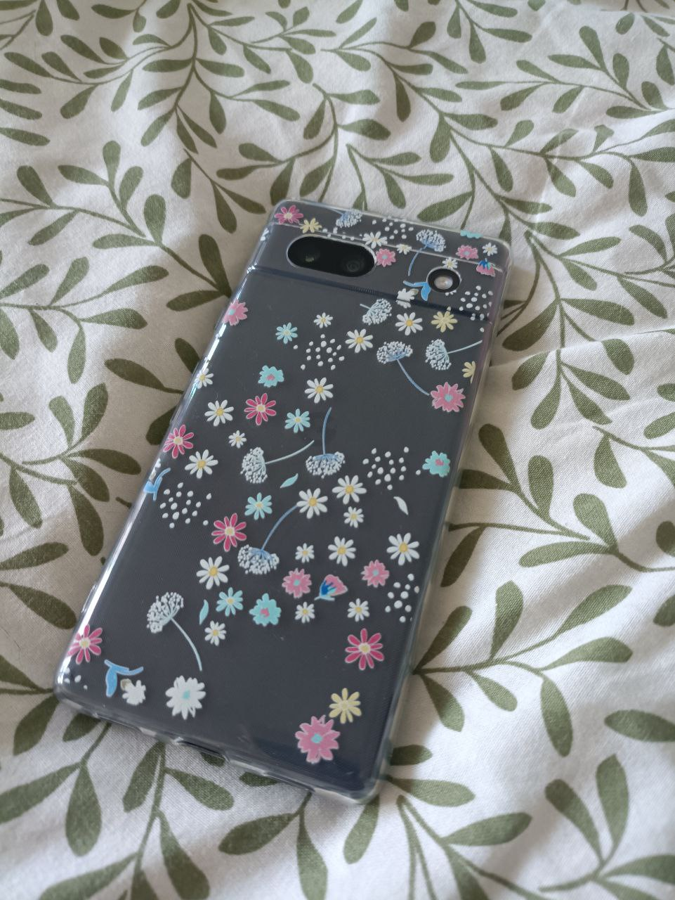 Google Pixel 7a transparent case flower pattern